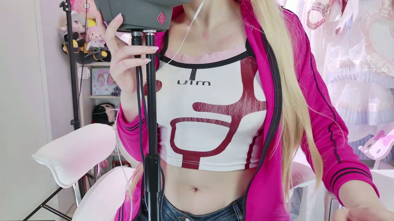 prpr.mp4_20250912_182327.383.jpg 亭子ww 秋月爱莉 3V 180MB  第1张