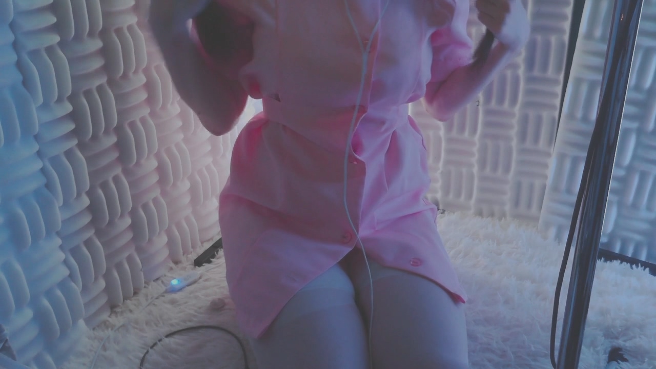 【実写LIVE】むちむちナースとのイケナイ診察 耳舐め ASMR.mp4_20250915_200443.617.jpg akari 舔耳朵ASMR 2.4GB  第1张