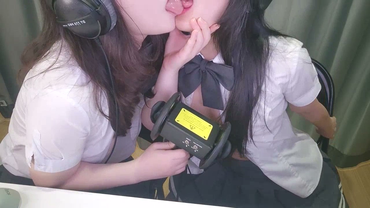 [풀반캠봉사] 두 치녀의 착정 봉사.mp4_20260903_180843.466.jpg 다현 两个女人的侍奉 1.7GB  第1张